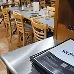 Ibis Pays De Somme 3*