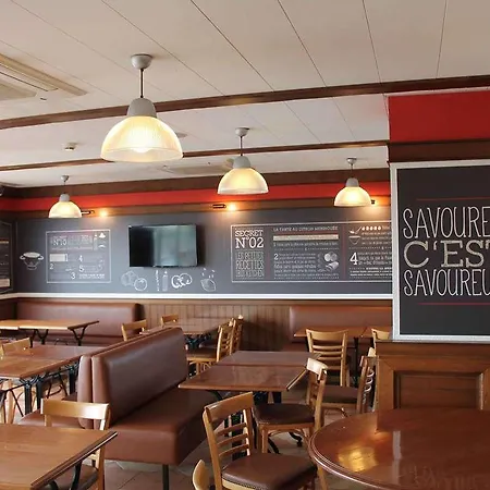 Ibis Pays De Somme Hotel 3*