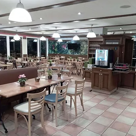 Ibis Pays De Somme Hotel 3*