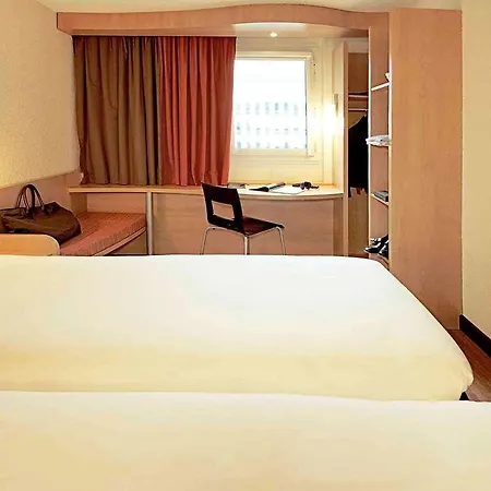 Ibis Pays De Somme