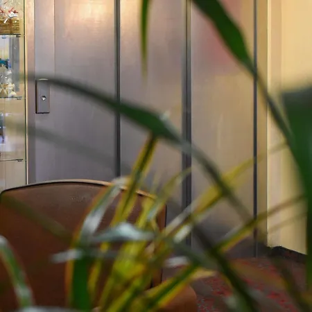 Hotel Ibis Pays De Somme Albert