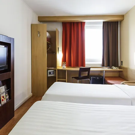 Ibis Pays De Somme 3*
