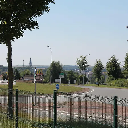 Ibis Pays De Somme Hotel Albert