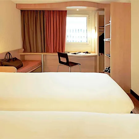 Hotel Ibis Pays De Somme Albert