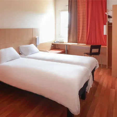 Hotel Ibis Pays De Somme 3*