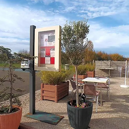 Ibis Pays De Somme 3* Albert