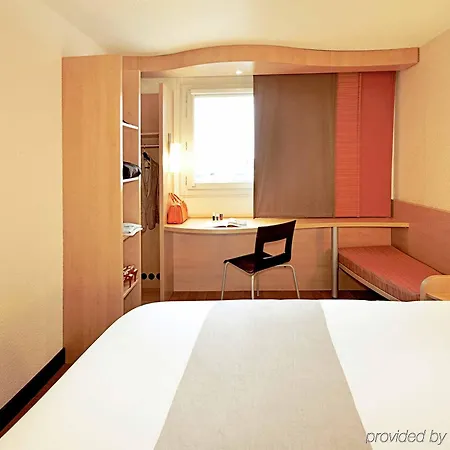 Ibis Pays De Somme