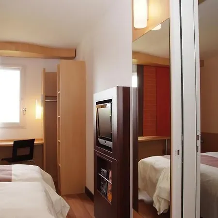 Ibis Pays De Somme 호텔