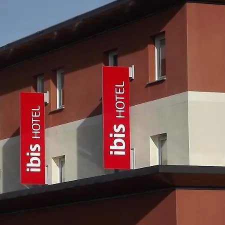Ibis Pays De Somme 3* Albert