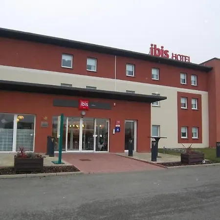 Ibis Pays De Somme Hotel 3*