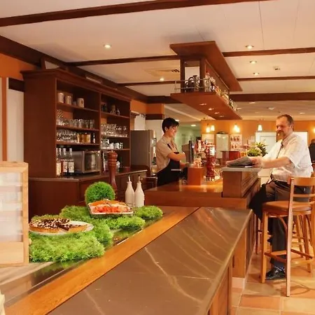 Ibis Pays De Somme 3*