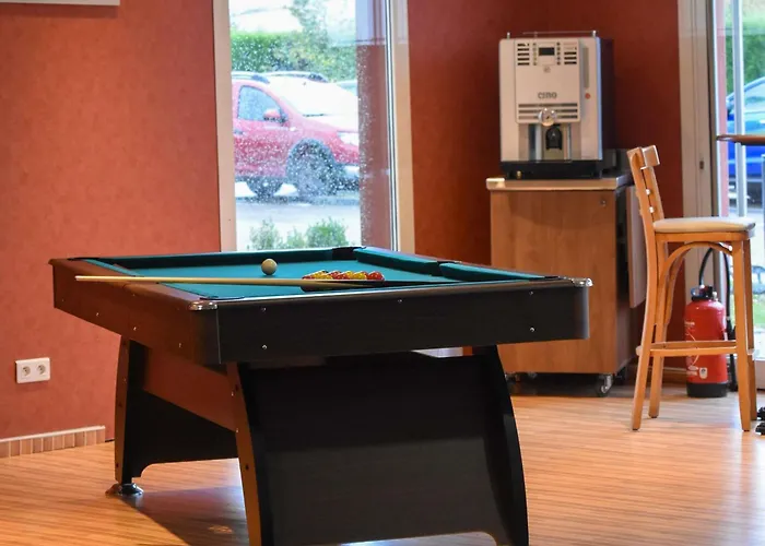 Ibis Pays De Somme Hotel