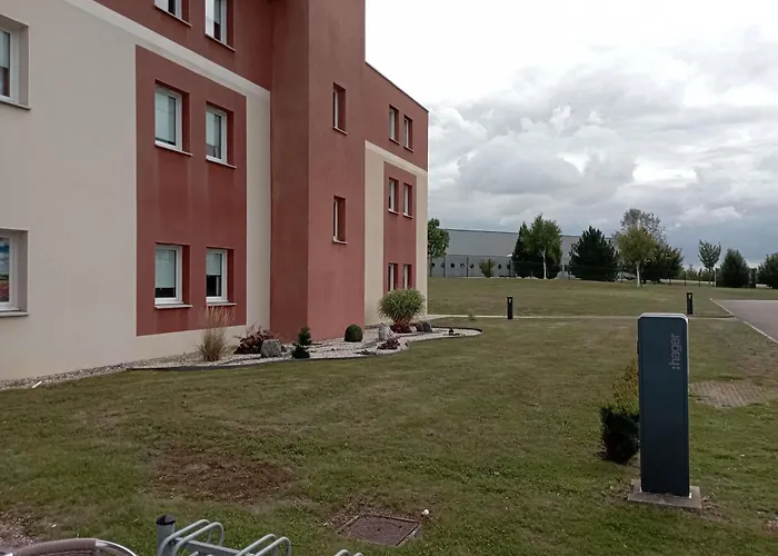 Ibis Pays De Somme Hotel Albert