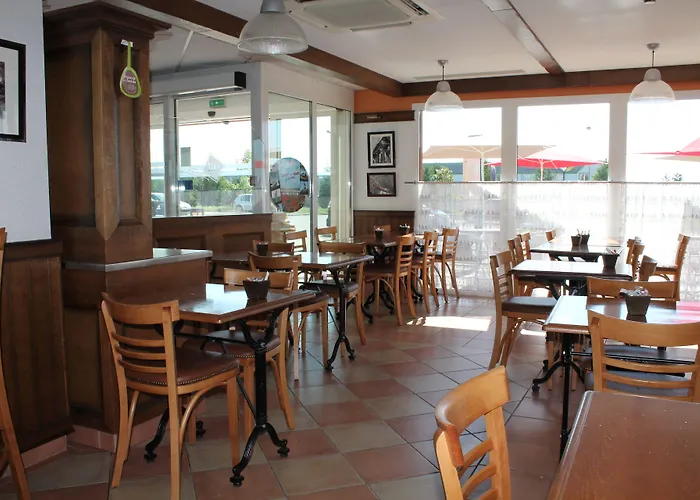 Ibis Pays De Somme Hotel Albert