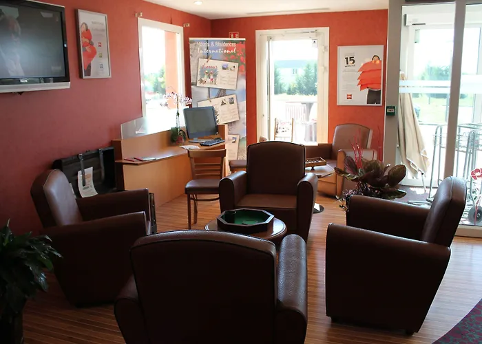 Ibis Pays De Somme Hotel 3*