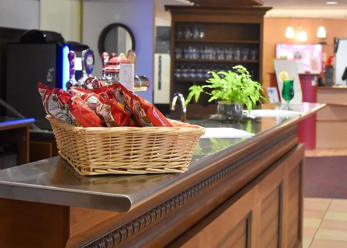 Ibis Pays De Somme Hotel