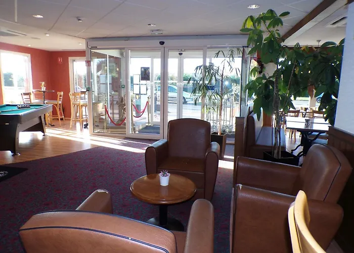 Ibis Pays De Somme Hotel 3*