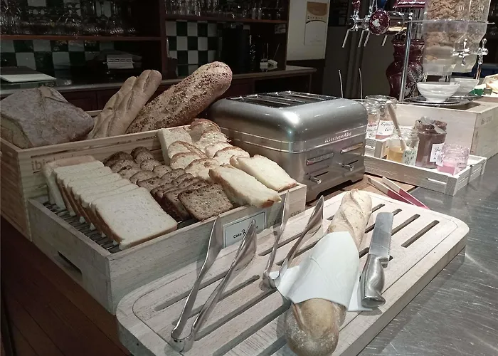 Ibis Pays De Somme Hotel Albert