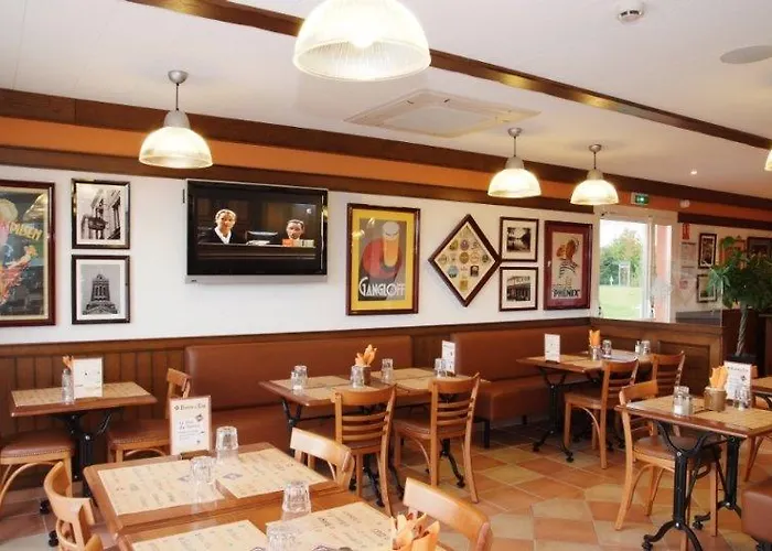 Ibis Pays De Somme Hotel 3*