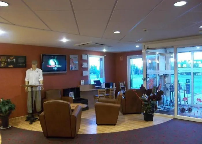 Ibis Pays De Somme 3* Albert