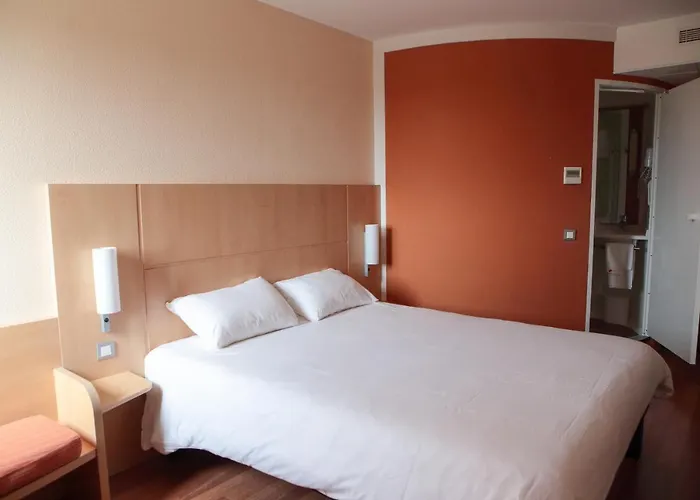 Hotel Ibis Pays De Somme 3*